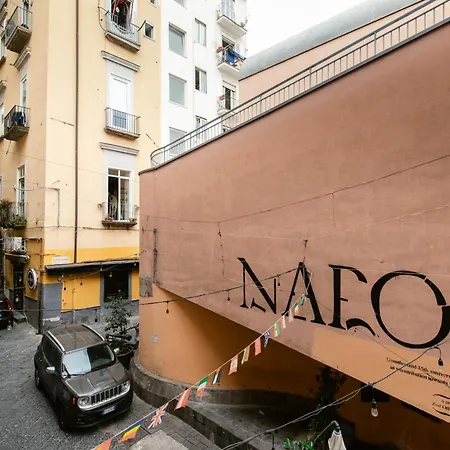 Calaba Chiaia Apartment Naples